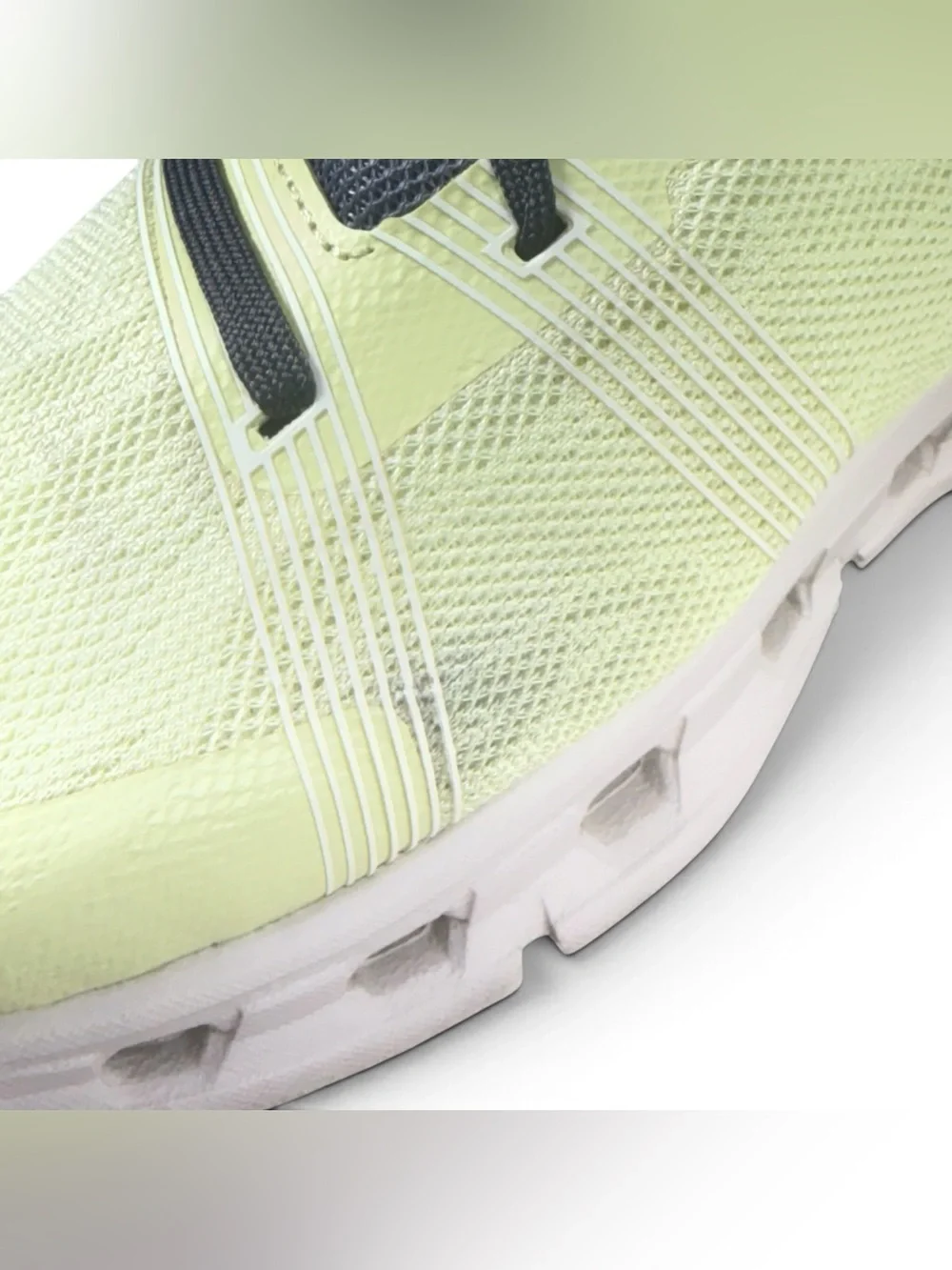 On Cloud Cloudgo Women’s Size 9.5 Yellow 55.98088 Running Sneakers Shoes